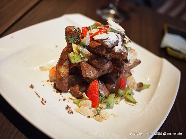 PASSIONE 帕希諾窯烤拿坡里披薩專門店：【食記】台北大安-PASSIONE 帕希諾手工窯烤拿坡里披薩專門店 : 餅皮再Q彈點會更好!