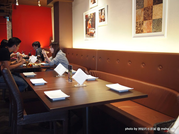 PASSIONE 帕希諾窯烤拿坡里披薩專門店：【食記】台北大安-PASSIONE 帕希諾手工窯烤拿坡里披薩專門店 : 餅皮再Q彈點會更好!