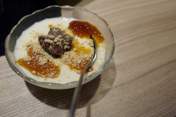 豚膳黑豚料理專賣店：【豚膳黑豚料理專賣店】柚香四溢！嚴選黑豚肉讓人一吃便停不了口啊！