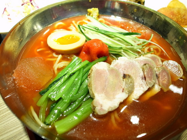 豚膳黑豚料理專賣店:<食記>夏天就是要吃冰冰涼涼的黑豚番茄冷麵阿!!!