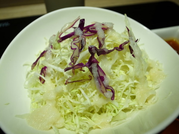 豚膳黑豚料理專賣店:<食記>夏天就是要吃冰冰涼涼的黑豚番茄冷麵阿!!!