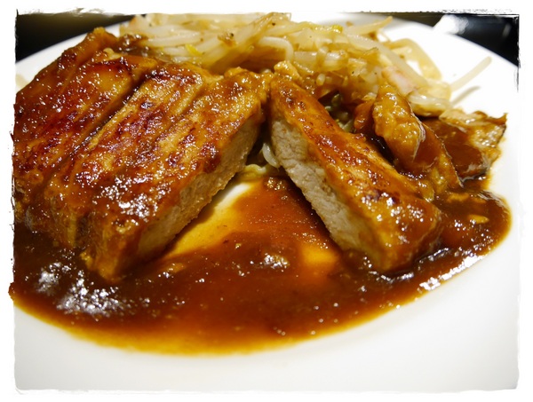 豚膳黑豚料理專門店:【東區】豚膳黑豚料理專門店-生薑燒豬排定食