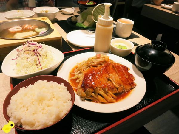 捷運國父紀念館-「豚膳」超大份量厚實豬排