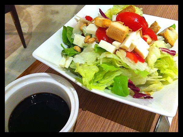 沐樂咖啡:特色咖啡廳*假文青好地方 餐點區加強-沐樂咖啡