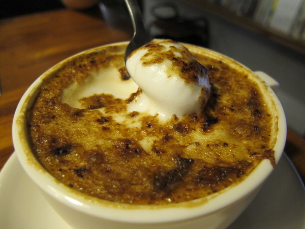 沐樂咖啡:(食記)台北市華山附近臨沂街上沐樂咖啡。咖啡好喝鹹食甜食表現亮眼。