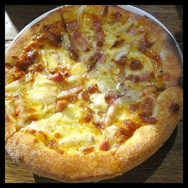 薄多義 Bite 2 Eat(南西店)：義式料理*-(中山)超平價人氣美食-薄多義BITE 2 EAT