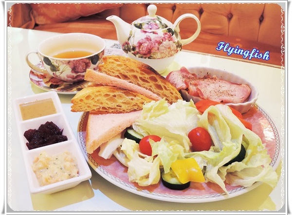 Victoria Garden 維多利亞花園：✜ 享受巴洛克式宮廷般夢幻公主風下午茶－「維多利亞花園Victoria Garden」