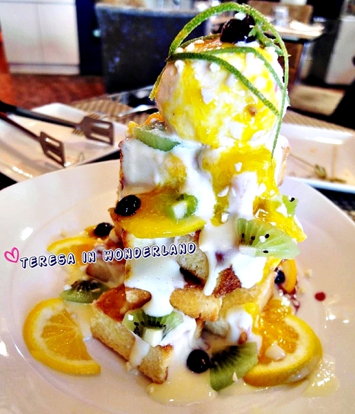 Plus Belle 好時光迴廊-藝文廚房：[食記] 東區◩忠孝復興站◪ 好時光迴廊♫平價下午茶❤甜滋滋蜜糖吐司♬