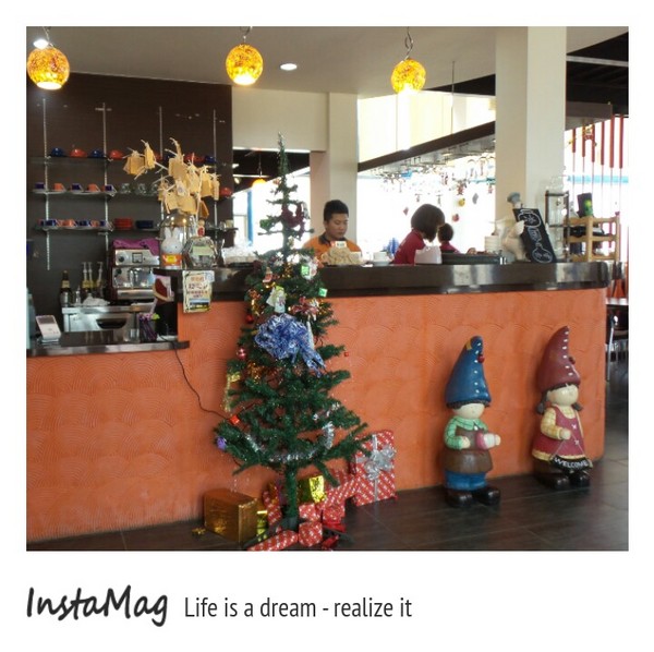 赤腳精靈景觀餐廳：草坪小火車橫山高鐵~赤腳精靈站&赤腳精靈景觀餐廳