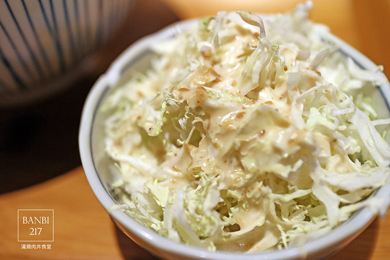 Banbi217 美食旅遊: 滿燒肉丼食堂 平價日本料理丼飯(信義區,捷運六張犁站,通化街夜市美食)