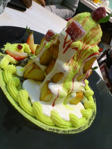 Perfume Dance 跳舞香水(台中中友店):【台中‧好吃蜜糖吐司】夢幻般的Perfume Dance~跳舞香水!