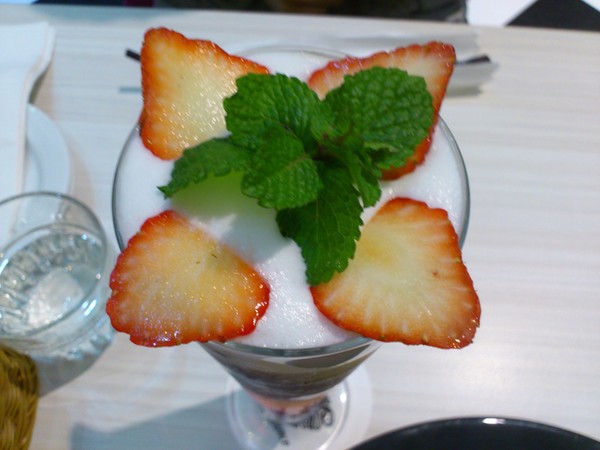 Perfume Dance 跳舞香水(台中中友店):夢幻般的Perfume Dance~跳舞香水!