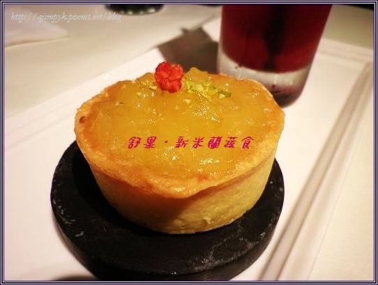 1327338185-2355085491