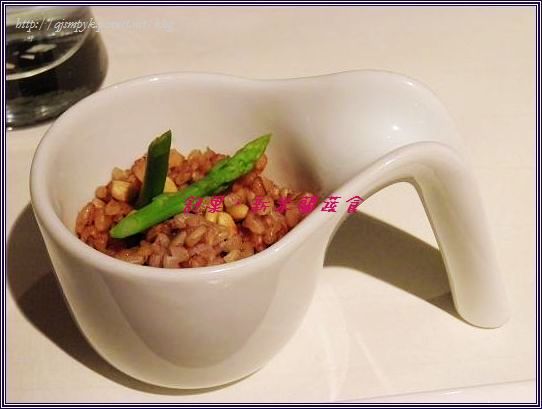 1327338185-1690726451