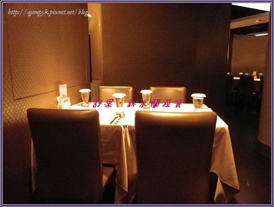 1327338182-778012663