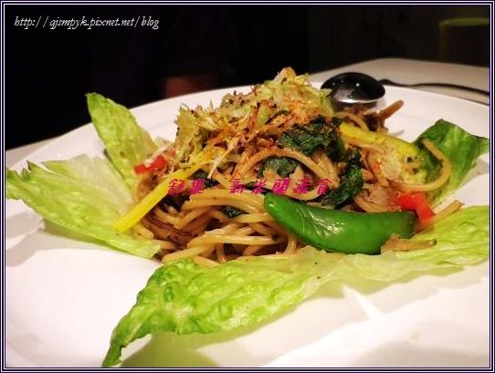 1327338184-1650092636