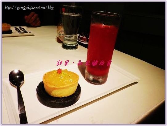 1327338185-2490591619