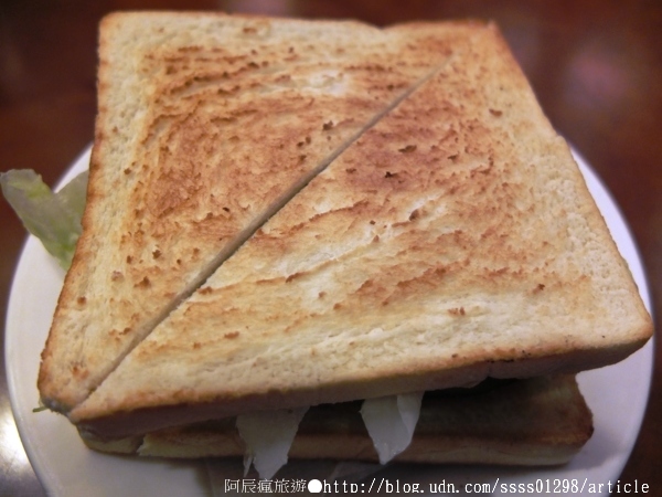 日光森林(勝利店):【美食特搜。屏東市】日光森林(勝利店)。彷彿與大自然一同用餐 屏東精緻早午餐活力美食