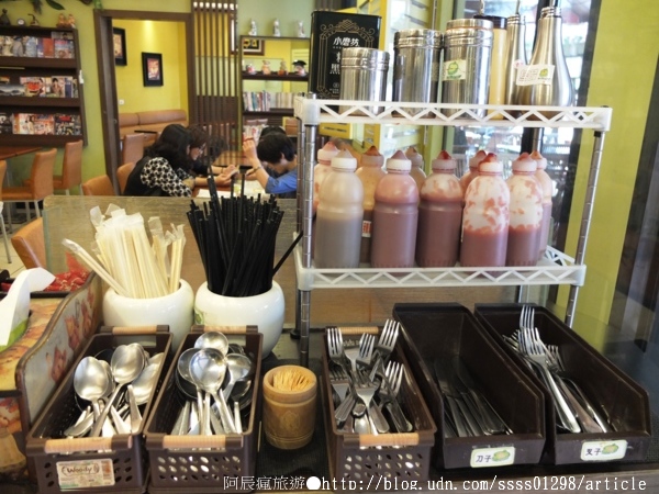 日光森林(勝利店):【美食特搜。屏東市】日光森林(勝利店)。彷彿與大自然一同用餐 屏東精緻早午餐活力美食