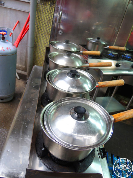 龍記搶鍋麵：呷飽祙【台北中正･龍記搶鍋麵】窄巷裡的好吃熗鍋麵