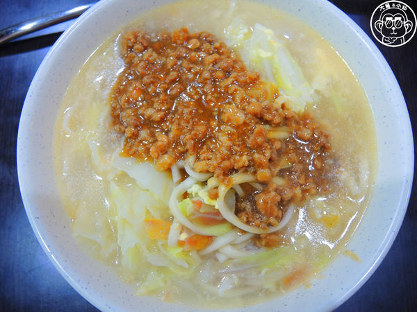 龍記搶鍋麵：呷飽祙【台北中正･龍記搶鍋麵】窄巷裡的好吃熗鍋麵