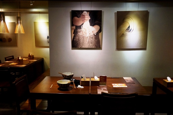 穗科手打烏龍麵(台北忠孝店)：[忠孝敦化] 穗科手打烏龍麵：職人手作精神