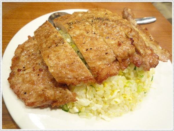 鼎泰豐(板橋店)：【板橋大遠百B1】鼎泰豐－18摺的魅力