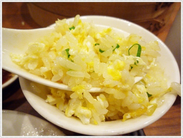 鼎泰豐(板橋店)：【板橋大遠百B1】鼎泰豐－18摺的魅力