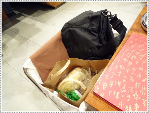 鼎泰豐(板橋店)：【板橋大遠百B1】鼎泰豐－18摺的魅力