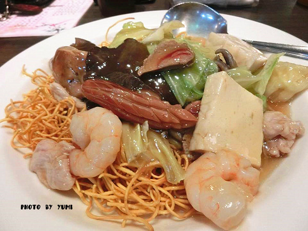 香港金寶茶餐廳(館前店):【台中食記】食尚玩家推薦!香港名師親自料理~道地港式小吃@香港金寶茶餐廳(館前店)