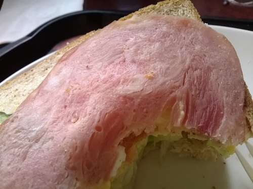 伯朗咖啡館(頭城城堡咖啡館):Enjoy the food, the scenery and the castle,宜蘭深林中的歐式城堡——Mr.Brown頭城城堡店