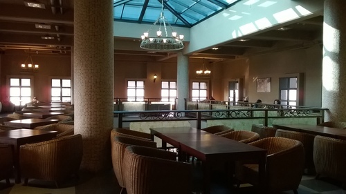 伯朗咖啡館(頭城城堡咖啡館):Enjoy the food, the scenery and the castle,宜蘭深林中的歐式城堡——Mr.Brown頭城城堡店