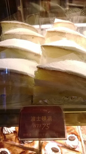 伯朗咖啡館(頭城城堡咖啡館):Enjoy the food, the scenery and the castle,宜蘭深林中的歐式城堡——Mr.Brown頭城城堡店