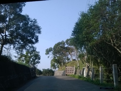 伯朗咖啡館(頭城城堡咖啡館):Enjoy the food, the scenery and the castle,宜蘭深林中的歐式城堡——Mr.Brown頭城城堡店