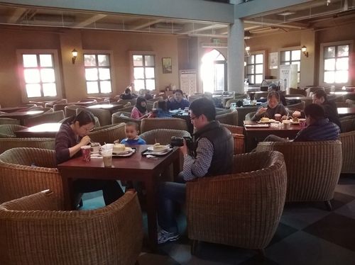 伯朗咖啡館(頭城城堡咖啡館):Enjoy the food, the scenery and the castle,宜蘭深林中的歐式城堡——Mr.Brown頭城城堡店