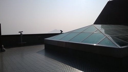 伯朗咖啡館(頭城城堡咖啡館):Enjoy the food, the scenery and the castle,宜蘭深林中的歐式城堡——Mr.Brown頭城城堡店