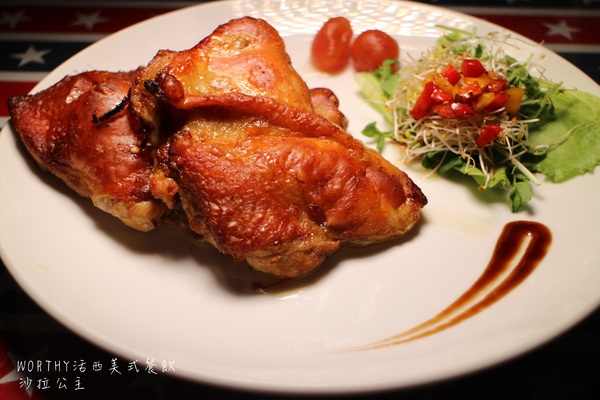 WORTHY活西美式餐飲：板橋大份量學區美食『WORTHY活西美式餐飲』捷運新埔站/漢堡/排餐/飛鑣