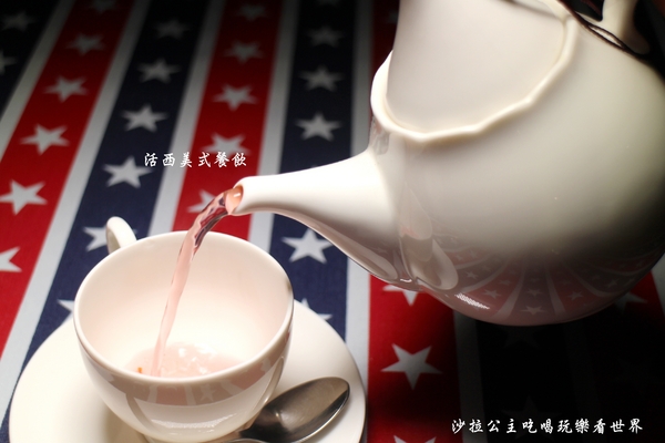 WORTHY活西美式餐飲:板橋致理商圈『WORTHY活西美式餐飲』好吃的烤雞滴甲啦/捷運新埔站