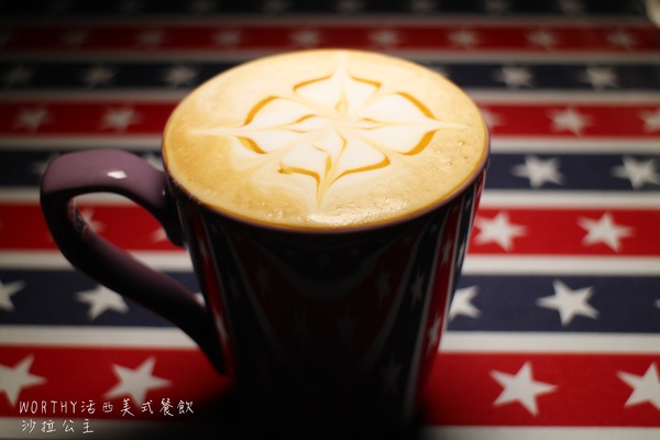 WORTHY活西美式餐飲：板橋大份量學區美食『WORTHY活西美式餐飲』捷運新埔站/漢堡/排餐/飛鑣