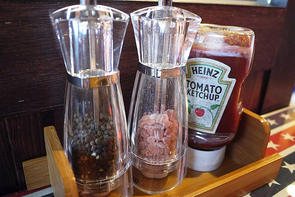 WORTHY活西美式餐飲:享樂、樂活。創意素食漢堡大發現【WORTHY活西美式餐飲】