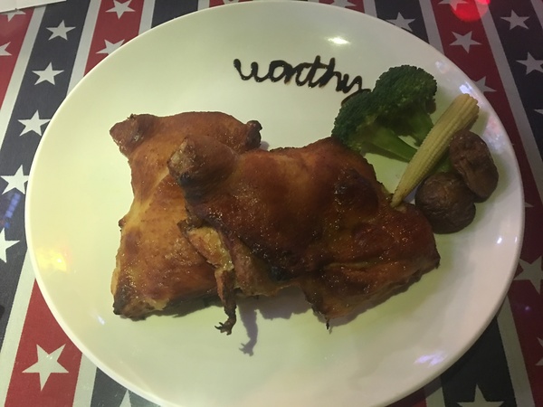 WORTHY活西美式餐飲：[捷運新埔站美食] 隱藏在板橋巷弄的 WORTHY 活西美式餐飲*讓您大快朵頤享受美式料理&暢飲啤酒喲!!