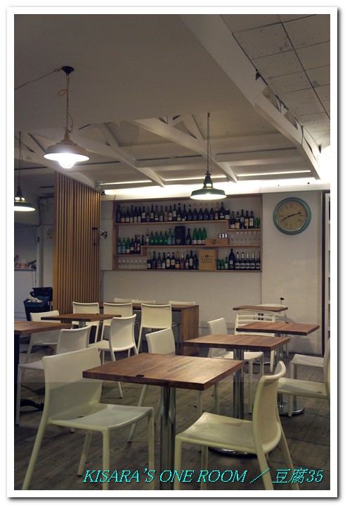 TOFU thirty five 豆腐35(勤美店)：非咖啡店非沙龍，來個豆腐煲──豆腐35