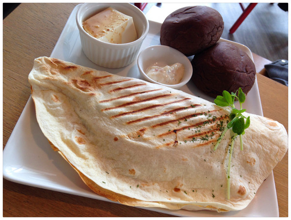 Ms. Bubble cafe(2號店)：【♥美食】享受好日子、好餐、好甜點－Ms.bubble Hideaway貳號店