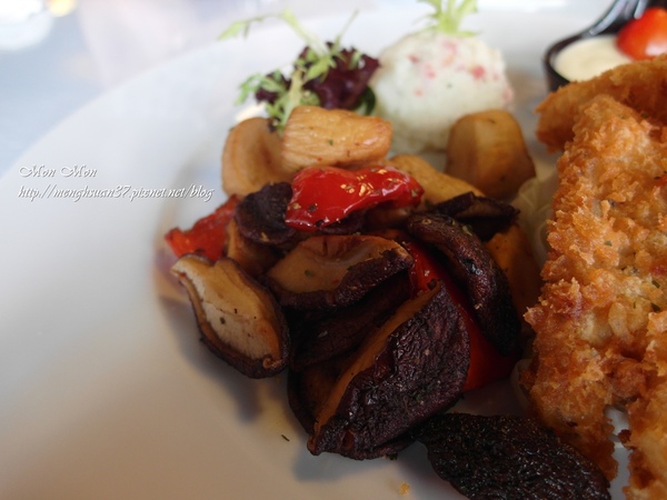 餅乾缺一角cookies missing:《口碑券。十七彈》樂活美食:與心愛的狗狗一同享用~【餅乾缺一角】