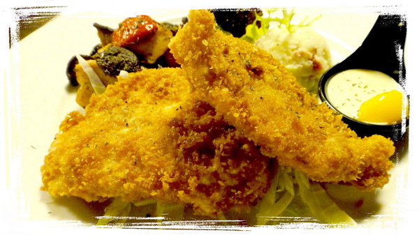 餅乾缺一角cookies missing：【口碑券31】慶祝滿100篇之讓人捨不得離開的寵物餐廳〞餅乾缺一角 〞