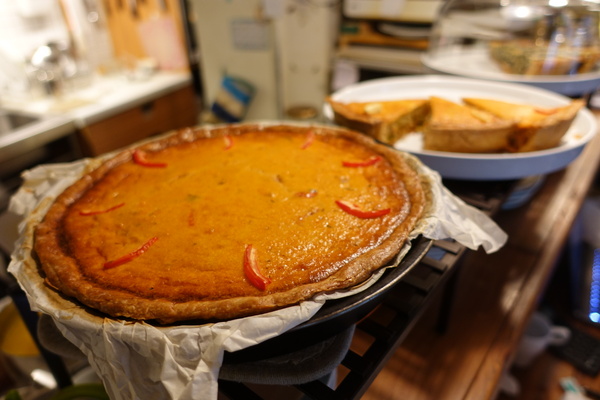 picnic野餐咖啡：(胖樺食記)公館商圈溫州街推薦不限時咖啡廳” picnic野餐咖啡”/有WIFI/有插頭/不收一成服務費/鹹派好吃