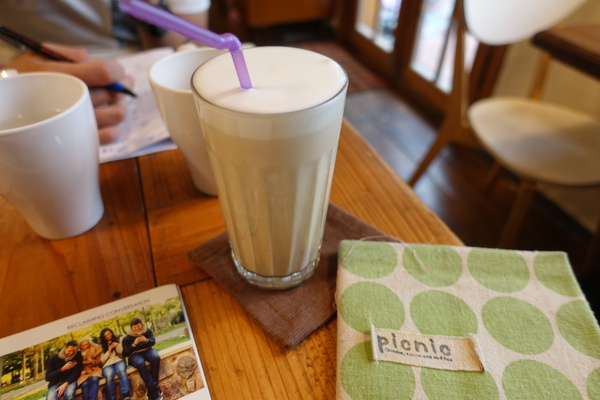 picnic野餐咖啡：(胖樺食記)公館商圈溫州街推薦不限時咖啡廳” picnic野餐咖啡”/有WIFI/有插頭/不收一成服務費/鹹派好吃