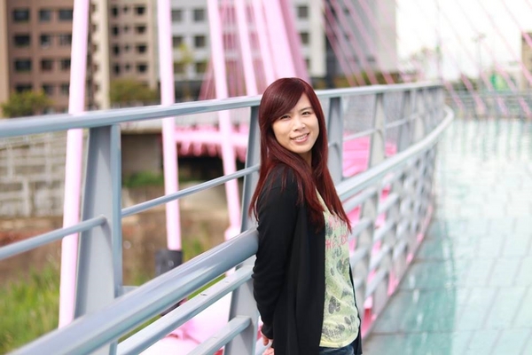 大坑情人橋：【台中景點】台中大坑情人橋-粉紅橋身勾出了我們的少女心好浪漫
