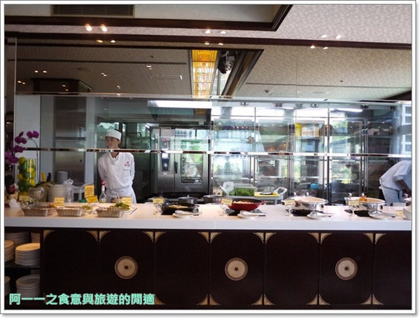 台北福華大飯店-羅浮宮：捷運大安站美食 台北福華飯店 羅浮宮午餐Buffet～千元以內包肥好選擇