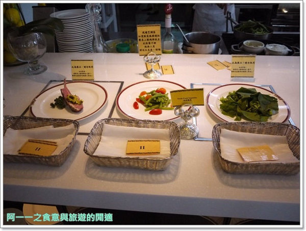 台北福華大飯店-羅浮宮：捷運大安站美食 台北福華飯店 羅浮宮午餐Buffet～千元以內包肥好選擇